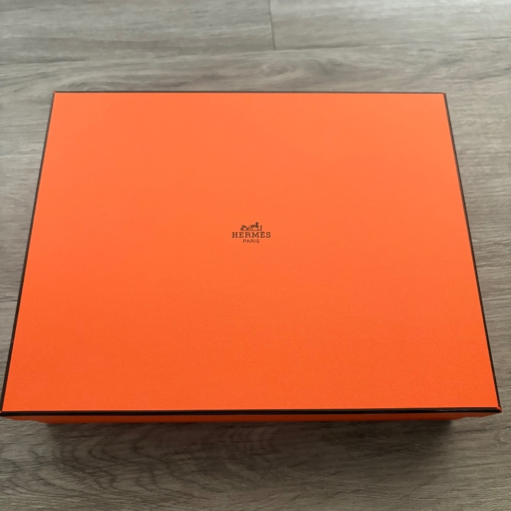 Hermes box